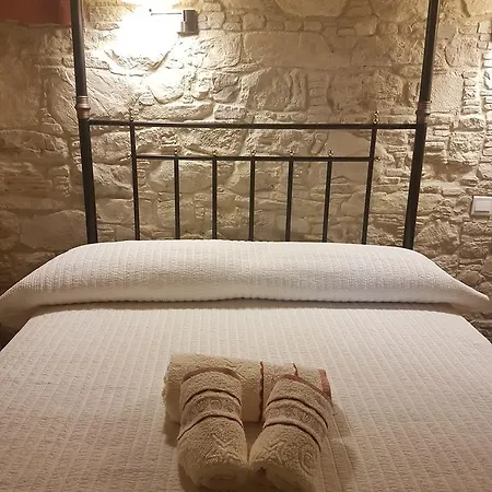 Xenia 2 Agios Therapon